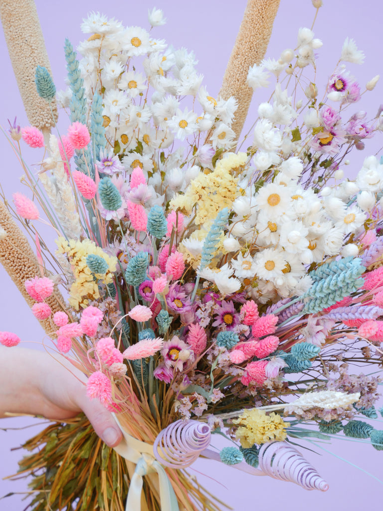 DIY Dried Flower Wrap Bouquet - Pastel Colors